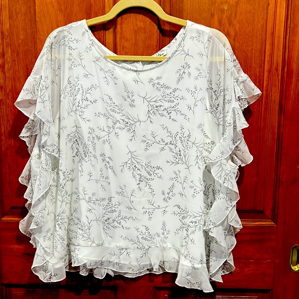 Never worn like new without tags Emma and Olivia Top
